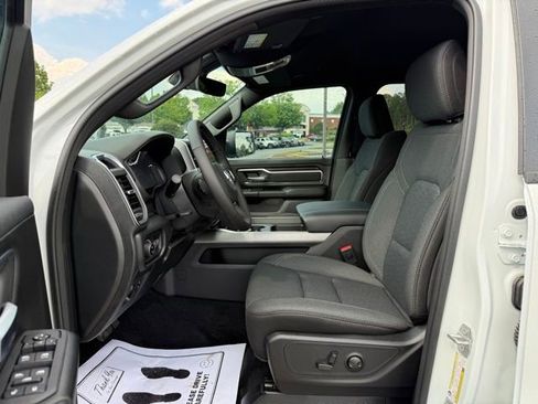 New 2026 RAM 1500 4x4 Crew Cab image 13