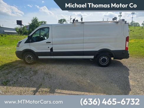 Used 2018 Ford Transit 250 148 Low Roof RWD image 1