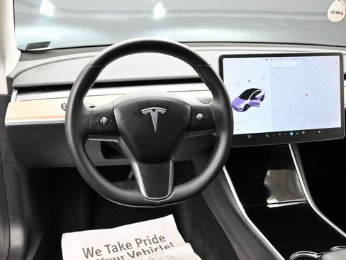 Used 2020 Tesla Model 3 Long Range image 34