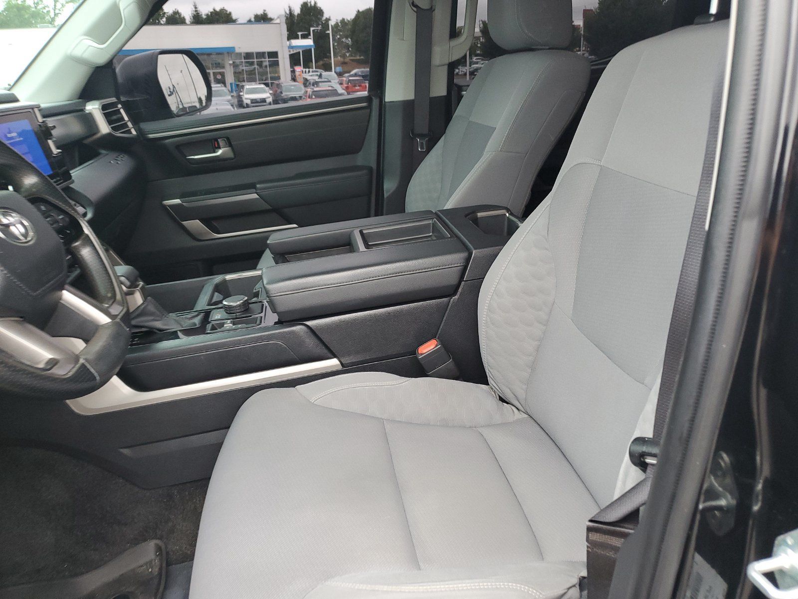 Used 2024 Toyota Tundra SR5 AWD/4WD image 16
