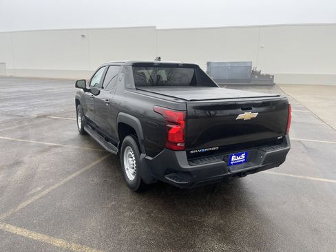 Used 2025 Chevrolet Silverado EV W/T image 4