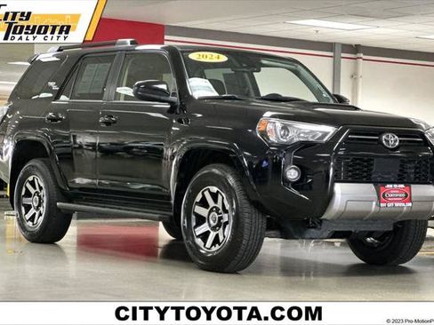 Certified 2024 Toyota 4Runner TRD Off-Road AWD/4WD image 1