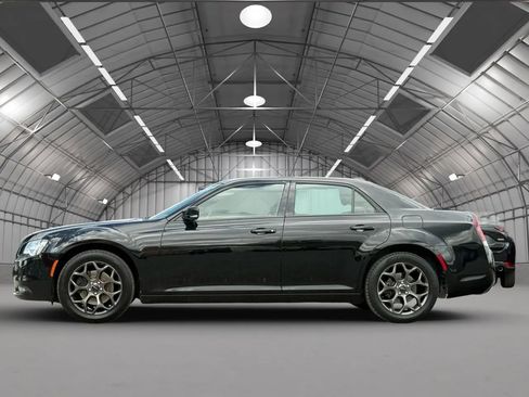 Used 2015 Chrysler 300 S w/ 300S Premium Group image 4