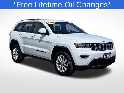 Used 2021 Jeep Grand Cherokee Laredo AWD/4WD image 1