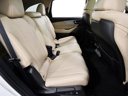 Used 2023 Acura MDX SH-AWD w/ Technology Package image 19