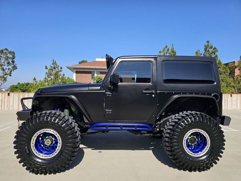 Used 2012 Jeep Wrangler Sport w/ Connectivity Group image 6