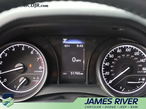 Used 2022 Toyota Camry SE image 28