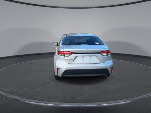 Used 2023 Toyota Corolla LE FWD image 7
