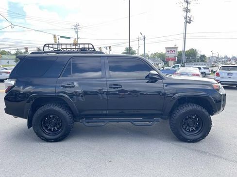 Used 2021 Toyota 4Runner Trail Special Edition AWD/4WD image 6