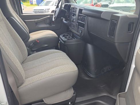 New 2025 Chevrolet Express 2500 w/ Driver Convenience Package image 4