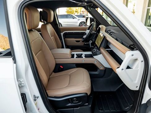New 2026 Land Rover Defender 110 S AWD/4WD image 37