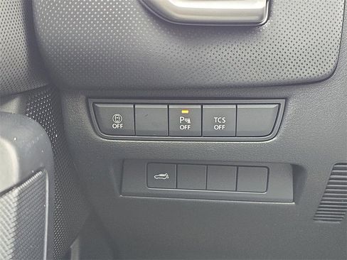 New 2026 MAZDA CX-50 Meridian Edition w/ Weather Package image 17