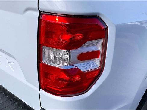 New 2025 Ford Maverick XL w/ Equipment Group 102A image 14