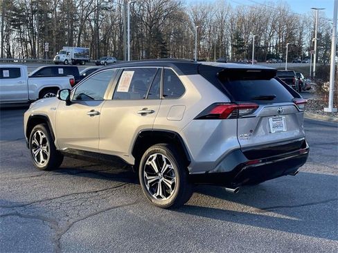 Used 2021 Toyota RAV4 XSE image 3