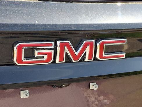 New 2025 GMC Acadia Elevation w/ Elevation Premium Package image 13