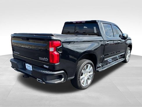 Used 2023 Chevrolet Silverado 1500 High Country w/ Technology Package AWD/4WD image 5