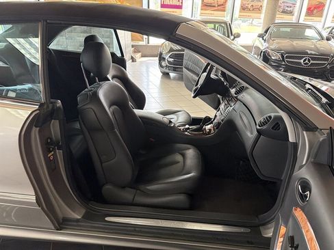 Used 2005 Mercedes-Benz CLK 500 Cabriolet image 19