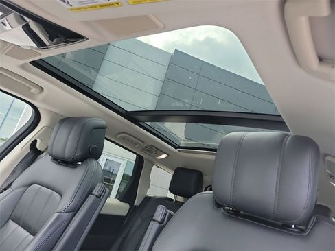 Used 2022 Land Rover Range Rover Sport HSE Silver Edition image 28