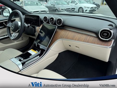 Used 2024 Mercedes-Benz C 300 4MATIC Sedan image 30