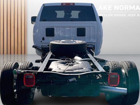 New 2026 RAM 4500 Tradesman w/ Chrome Appearance Group AWD/4WD image 23
