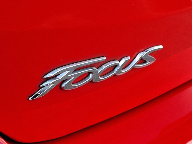 Used 2016 Ford Focus SE w/ SE Sport Package FWD image 28