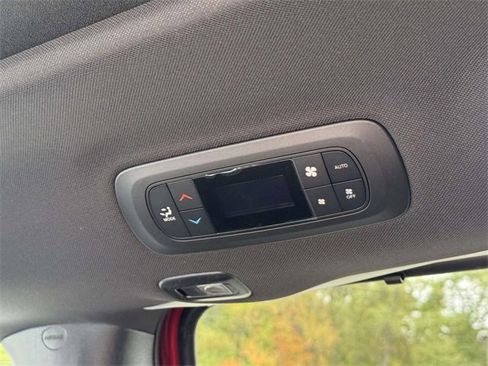 New 2026 Chrysler Pacifica Select w/ S Appearance Package image 37