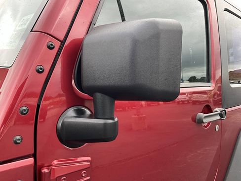 Used 2013 Jeep Wrangler Sport AWD/4WD image 36