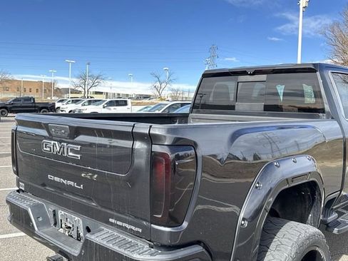 Used 2020 GMC Sierra 2500 Denali w/ Denali Ultimate Package image 23