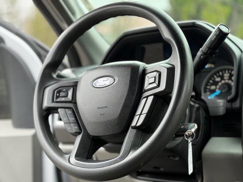 Used 2016 Ford F150 XLT image 18