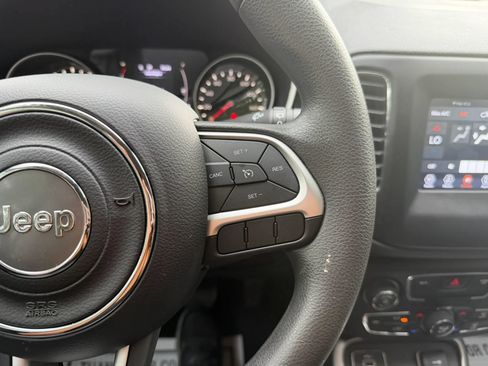 Used 2021 Jeep Compass Sport FWD image 23