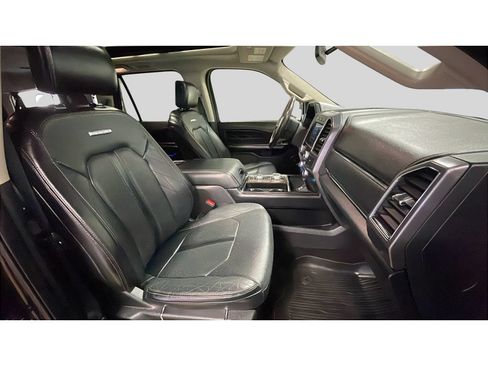 Used 2019 Ford Expedition Max Platinum AWD/4WD image 19