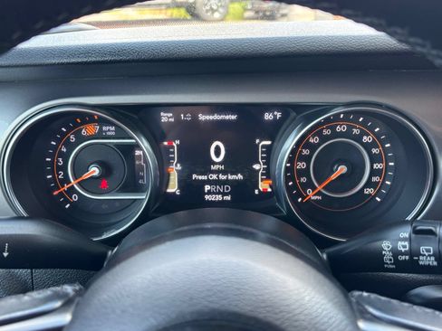 Used 2019 Jeep Wrangler Unlimited Sport S AWD/4WD image 25