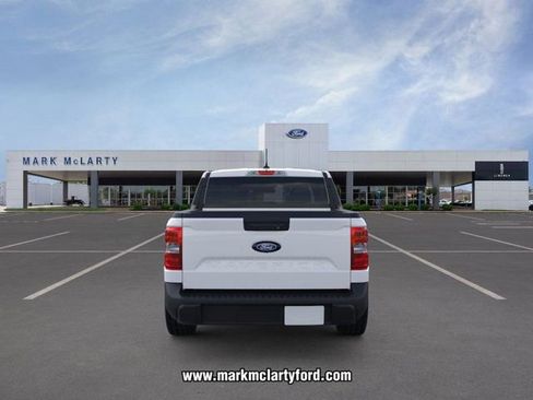 New 2026 Ford Maverick XL image 5