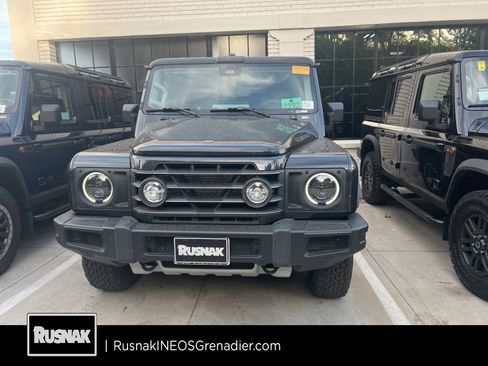 Used 2024 INEOS Grenadier Fieldmaster Edition image 1