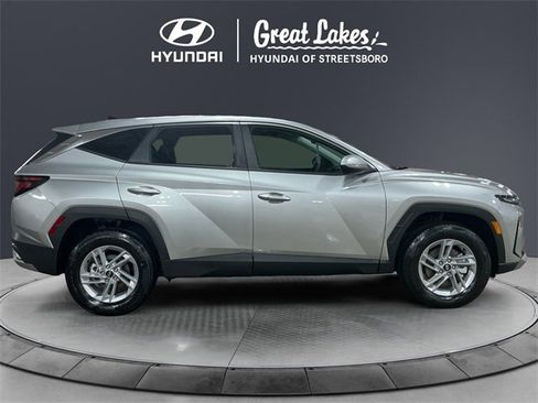 Certified 2026 Hyundai Tucson SE image 6