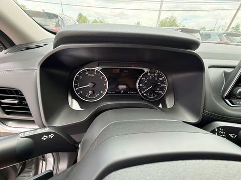 New 2026 Nissan Rogue SV AWD/4WD image 15