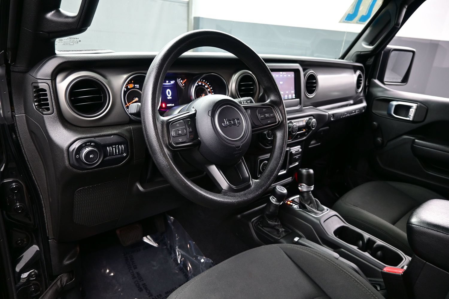 Used 2022 Jeep Wrangler Unlimited Sport AWD/4WD image 14
