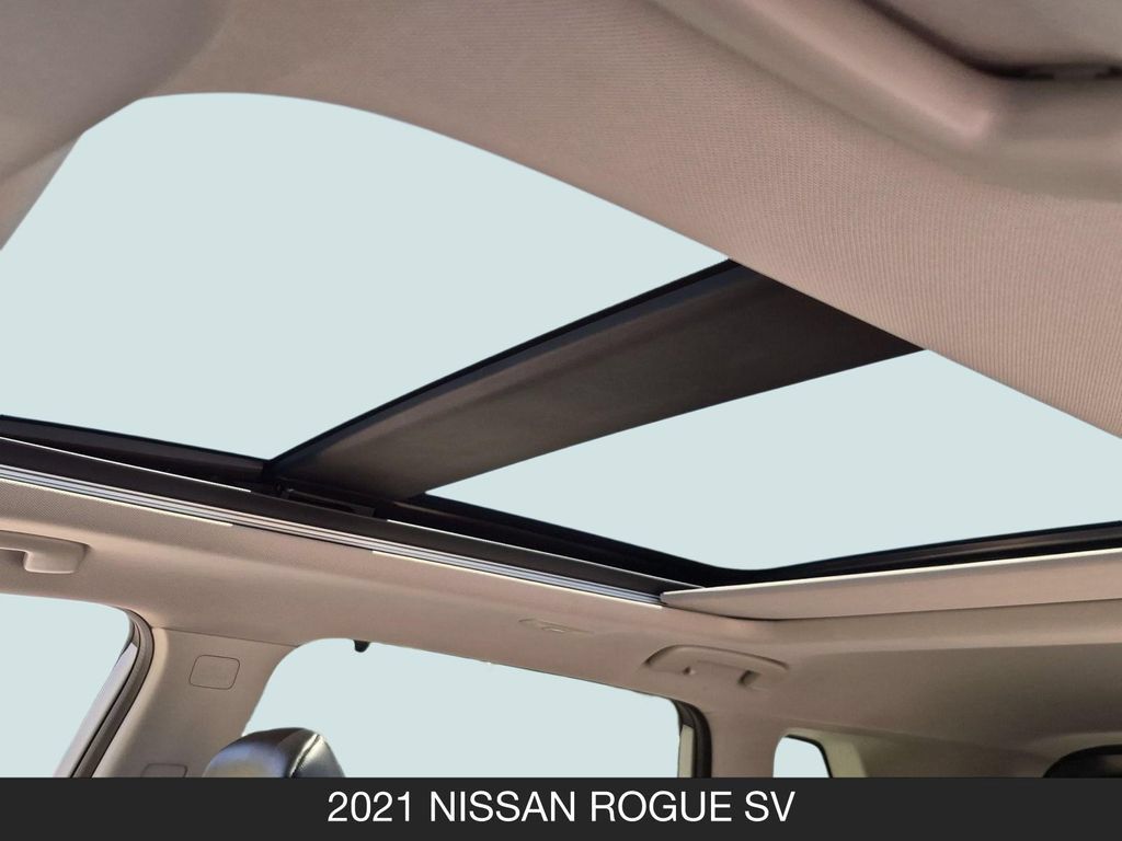 Certified 2021 Nissan Rogue SV w/ Premium Package FWD image 16