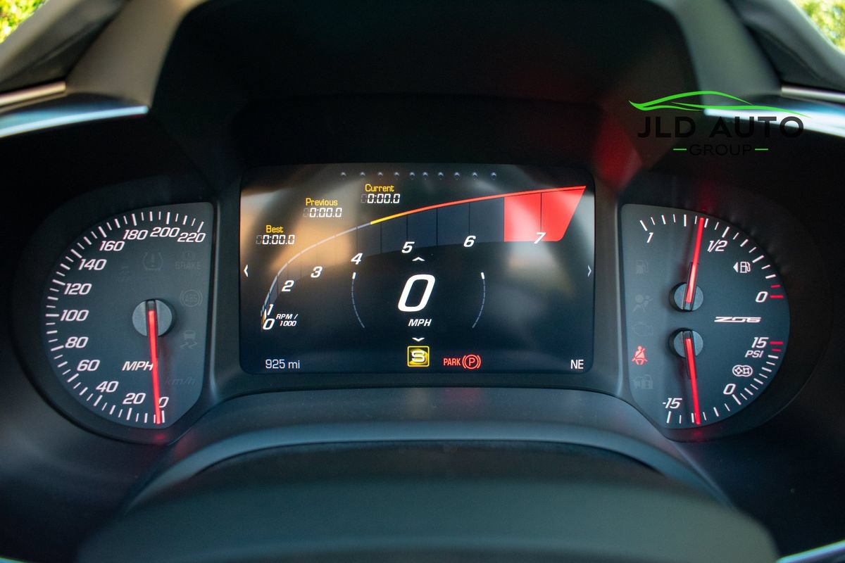 Used 2018 Chevrolet Corvette Z06 RWD image 18