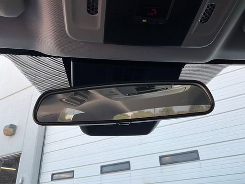 Used 2025 Toyota Camry LE image 29