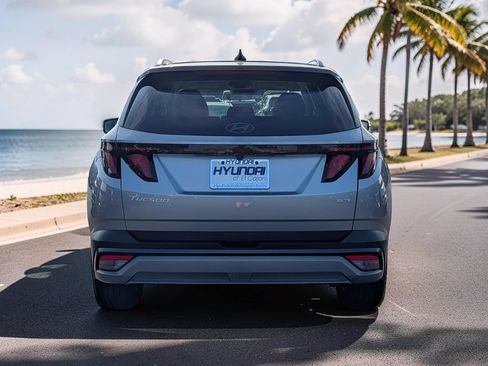 Certified 2025 Hyundai Tucson SEL AWD/4WD image 6