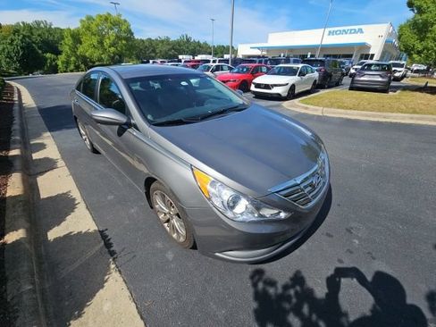 Used 2013 Hyundai Sonata SE FWD image 7