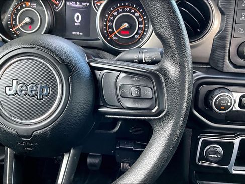 Used 2020 Jeep Gladiator Sport AWD/4WD image 25