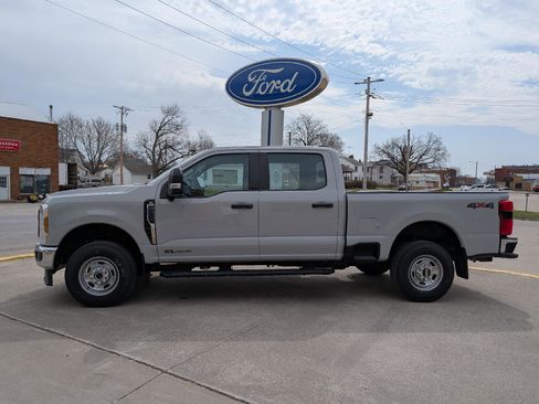 New 2026 Ford F250 XL w/ 360-Degree Camera Package AWD/4WD image 1