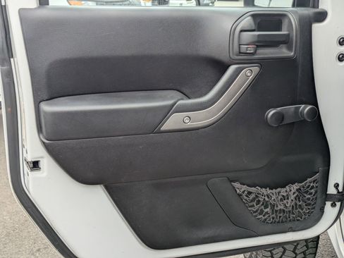 Used 2013 Jeep Wrangler Sport image 11