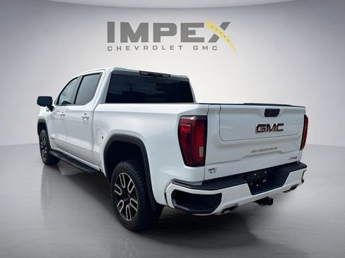 Used 2022 GMC Sierra 1500 AT4 w/ AT4 Premium Package AWD/4WD image 3
