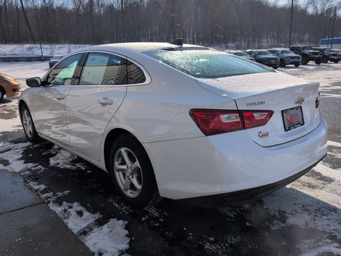 Used 2017 Chevrolet Malibu LS image 6