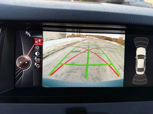 Used 2016 BMW 528i Sedan image 30