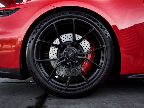 Used 2025 Porsche 911 GT3 w/ Chrono Package image 21