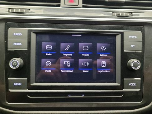 Used 2023 Volkswagen Tiguan S FWD image 25